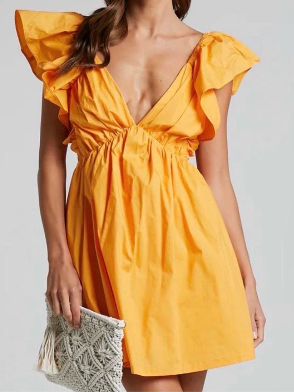 RAIZA MINI DRESS -
RUFFLE SLEEVE TIE
BACK PLUNGE DRESS
IN MARIGOLD